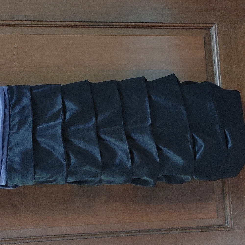 Dress - Picture 4 of 7